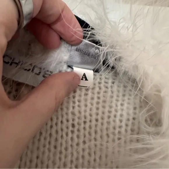 Chicos Elegant White Faux Fur Trimmed Shawl - Picture 4 of 5